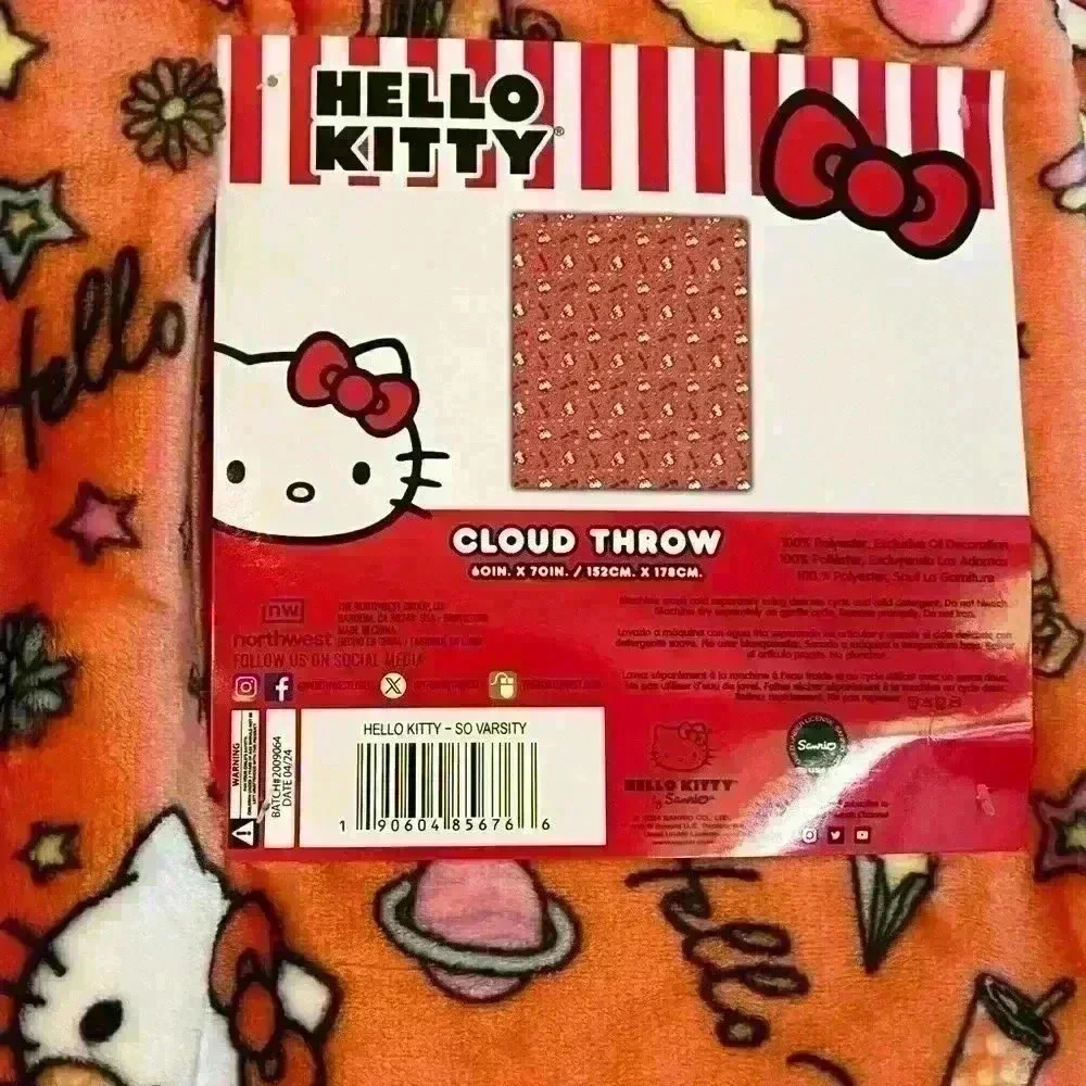 Hello Kitty Orange Cloud Hamburger Soft Throw Blanket 60x70 NEW